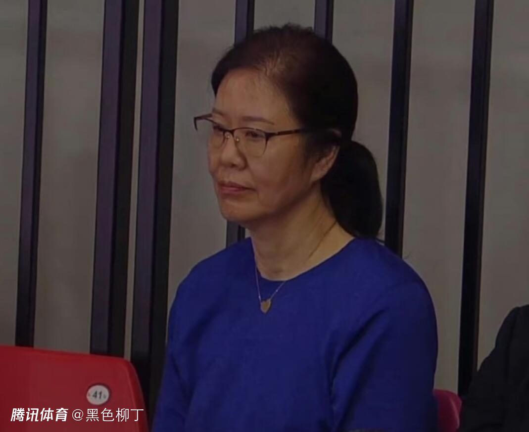 成 人 免费 黄 色 软件下载